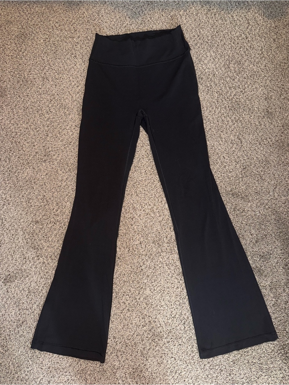 Lululemon Groove No Line High Rise Flare Black - Valentine Edition! Size 6 Long